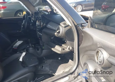 2017 Mini Hardtop Cooper из США, поврежденный, VIN WMWXP5C3XH2D71325